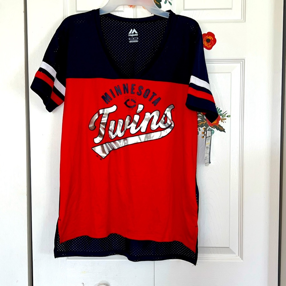 MAJESTIC MLB MINNESOTA TWINS SIZE M NWT RED AND BLUE